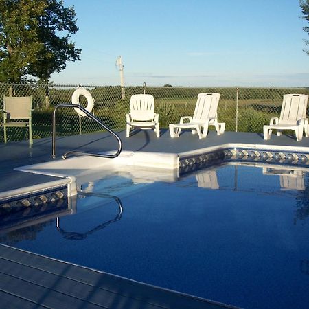 Acadia Sunrise Motel Трентон Экстерьер фото