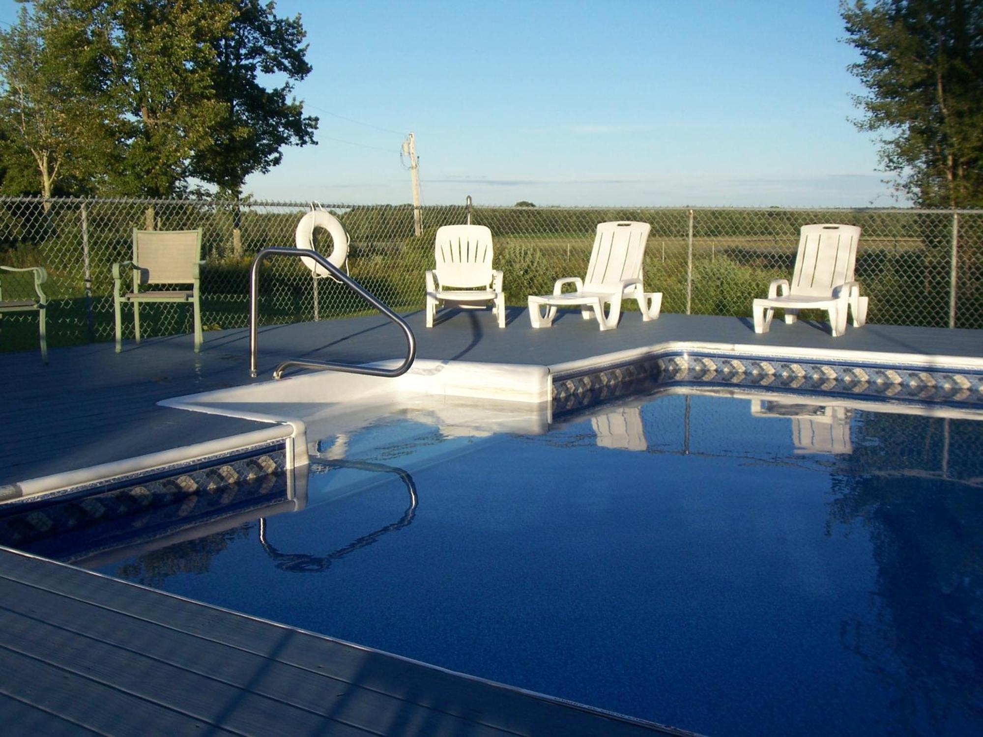 Acadia Sunrise Motel Трентон Экстерьер фото