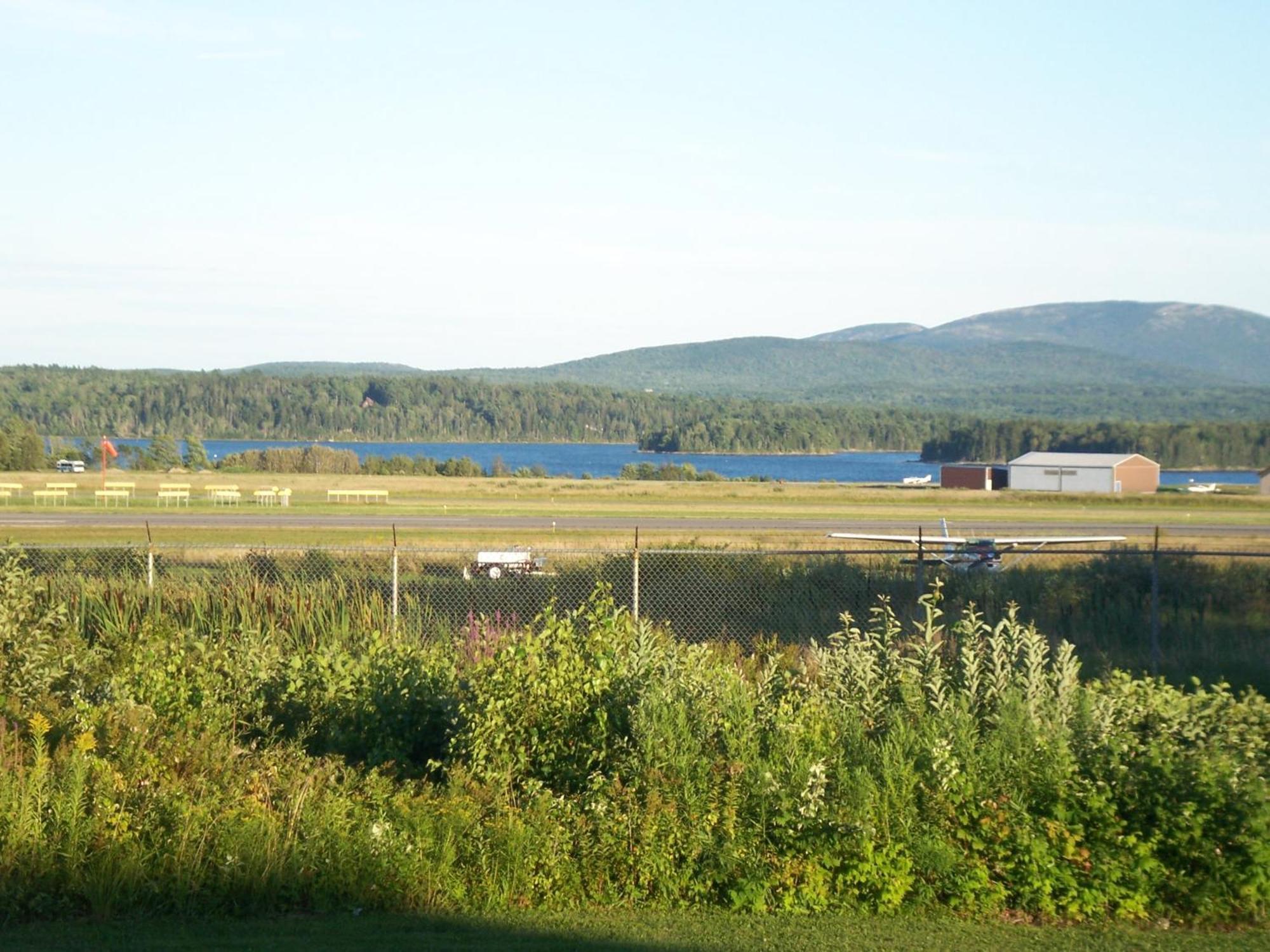 Acadia Sunrise Motel Трентон Экстерьер фото