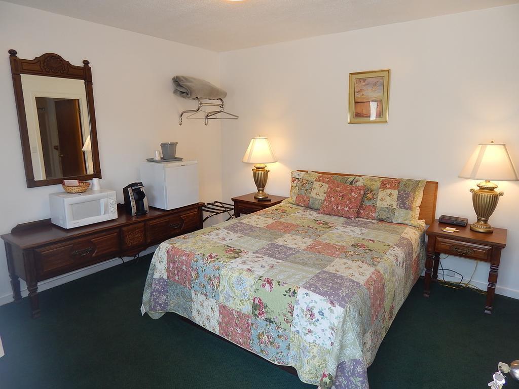 Acadia Sunrise Motel Трентон Номер фото